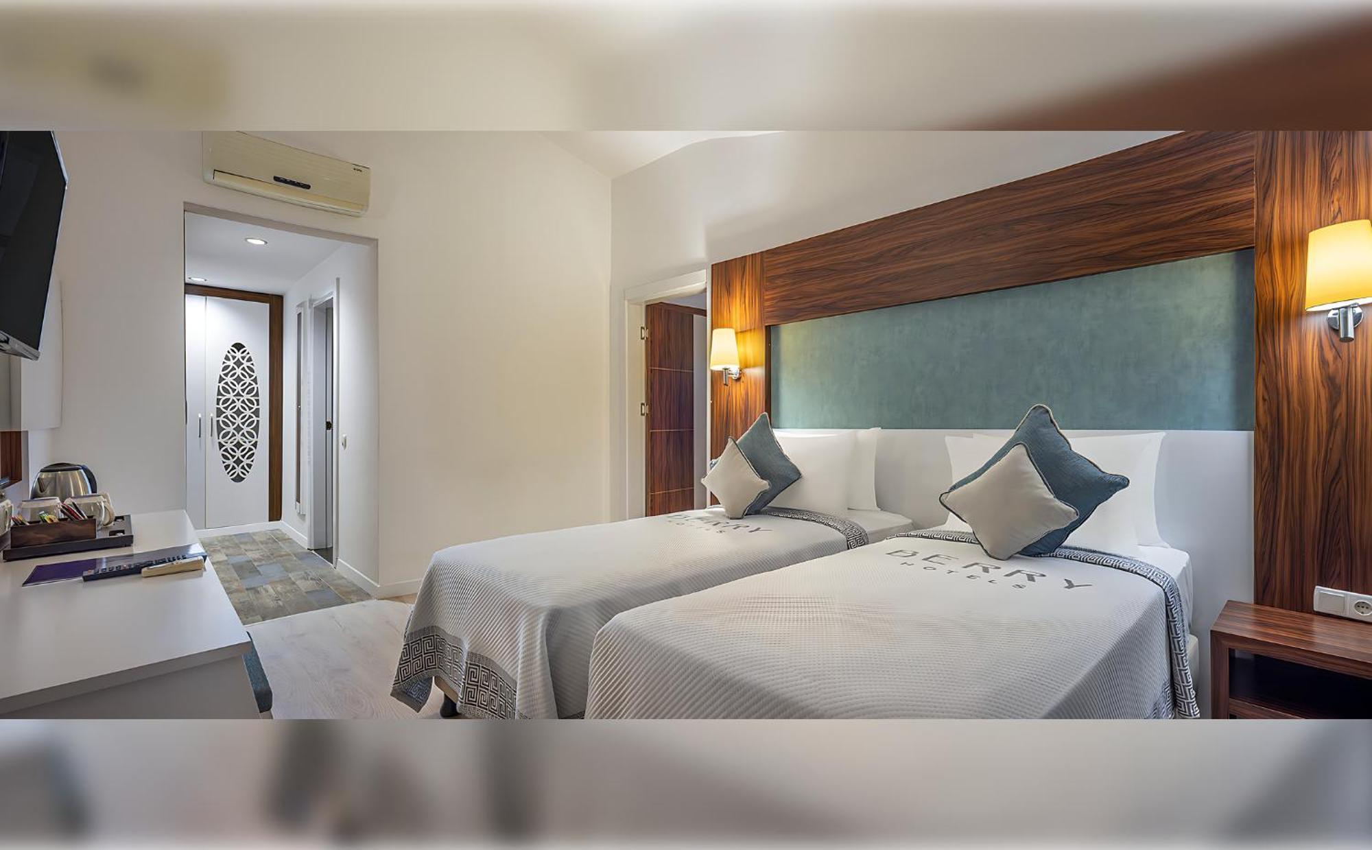 Berry Blue Hotels 锡德 外观 照片